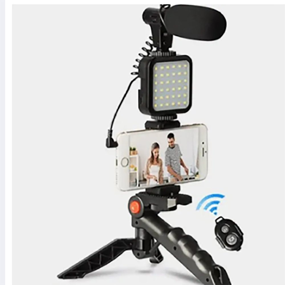 Video Vlogger Kits Microphone LED Fill Light Mini Tripod For Phone Vlog Video Recording Condenser With BT Remote AY-49